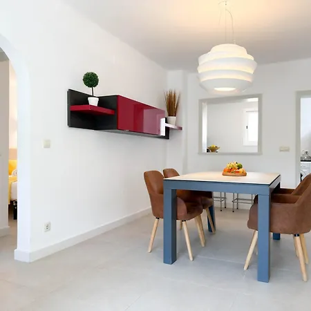 Luna Apartament L'Escala