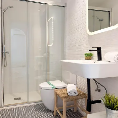 Luna Apartment *